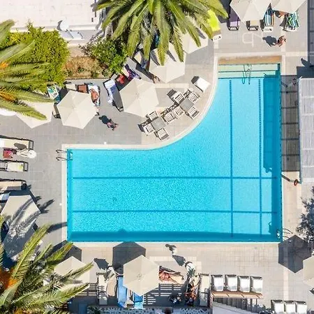 Romantica Hotel *